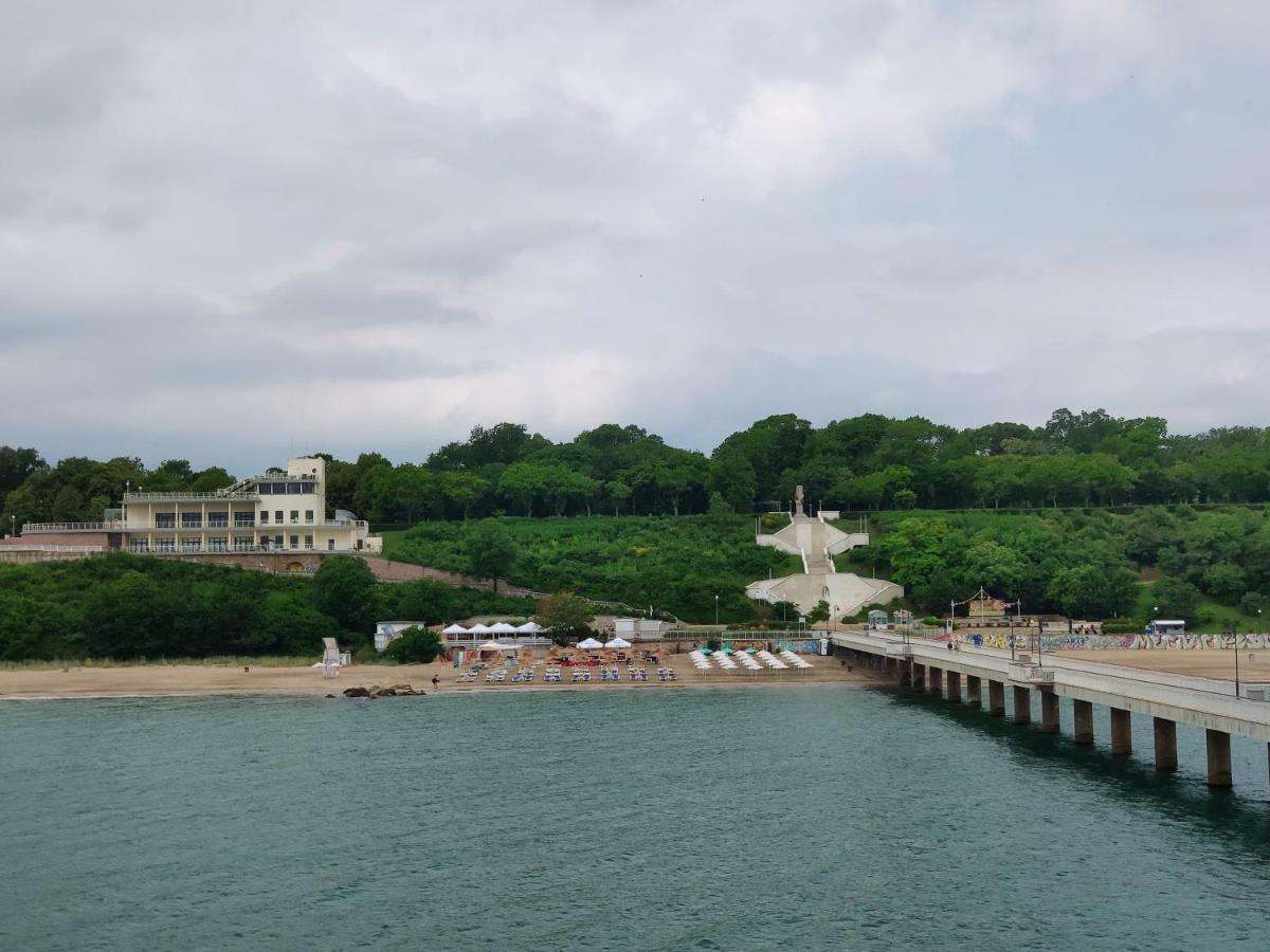 Delux Apartments Cote Dagur Burgas Luaran gambar